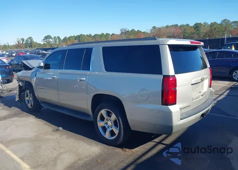 2015 Chevrolet Suburban 1500 Lt z USA, uszkodzony, nr VIN 1GNSKJKC8FR615522